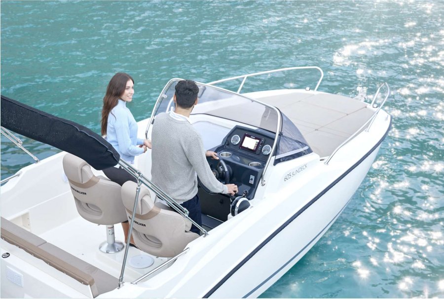 Quicksilver Activ 605 Sundeck