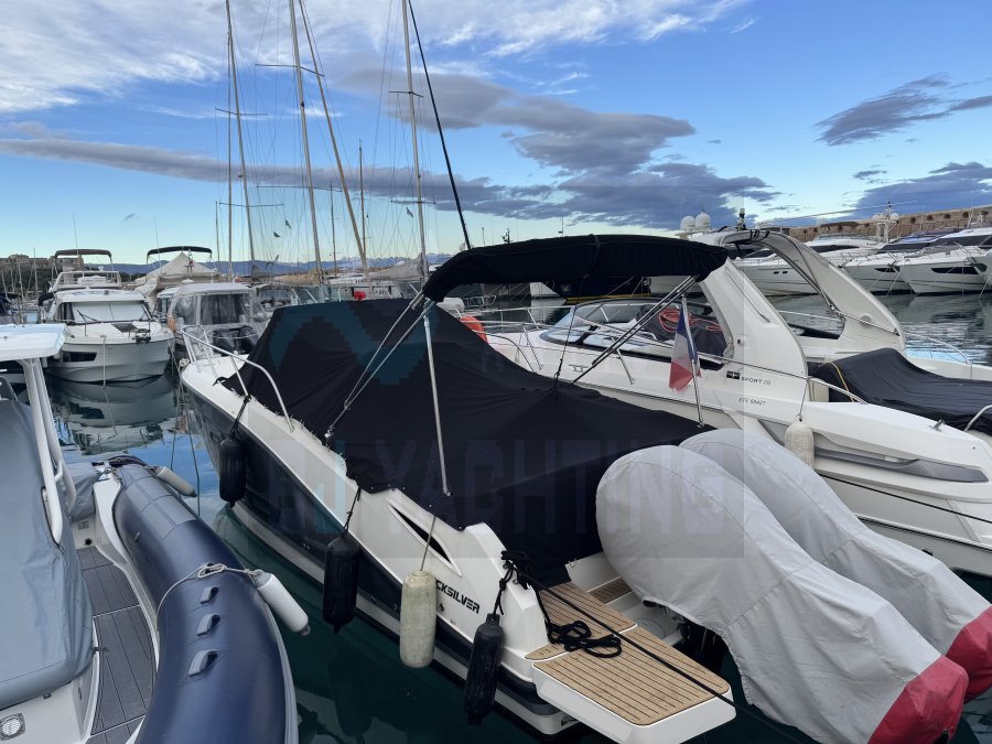 QUICKSILVER ACTIV 875 SUNDECK - 4