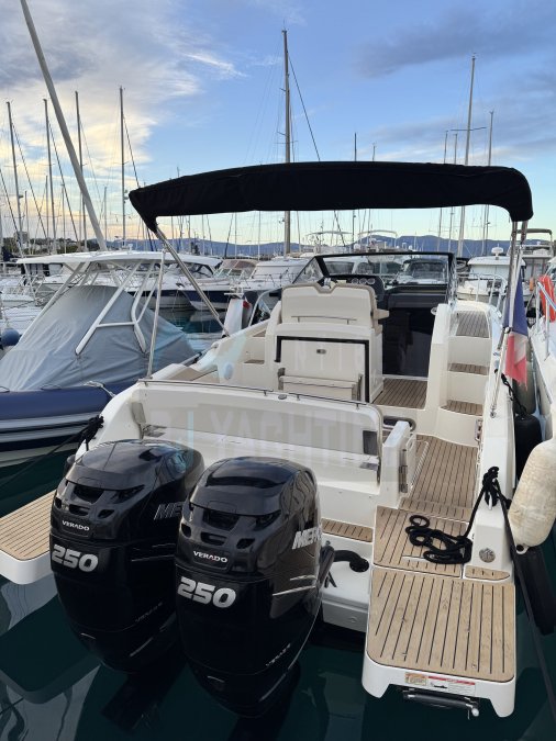 QUICKSILVER ACTIV 875 SUNDECK - 7