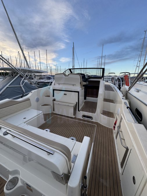 QUICKSILVER ACTIV 875 SUNDECK - 8