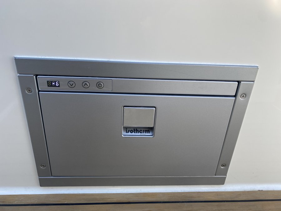 QUICKSILVER ACTIV 875 SUNDECK - 10