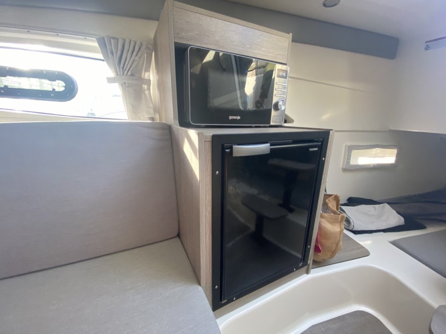 QUICKSILVER ACTIV 875 SUNDECK - 16