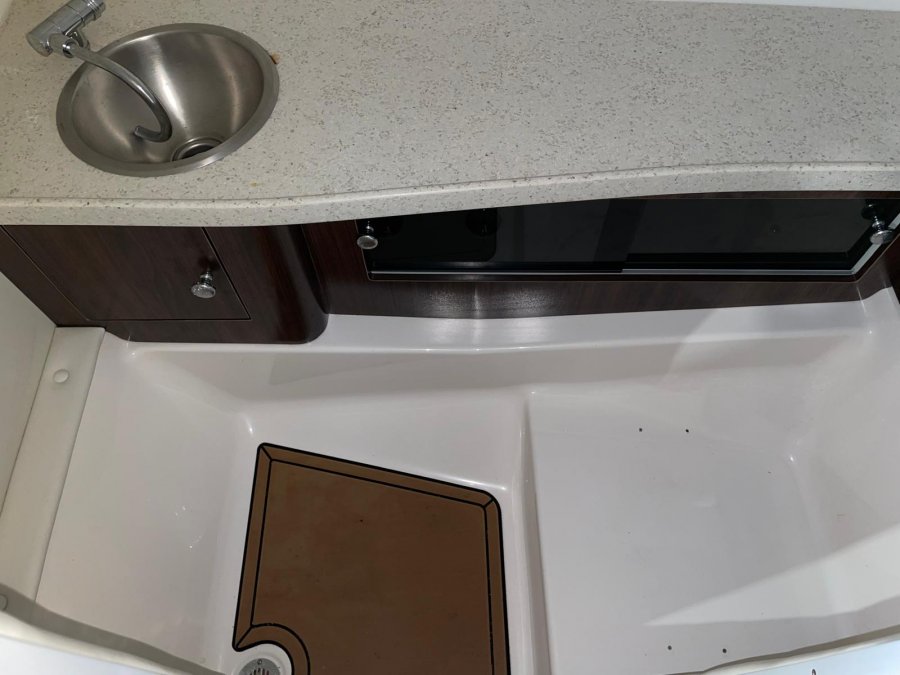 REGAL 24 FASTDECK - 11