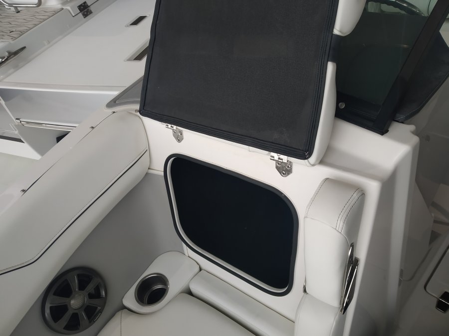 REGAL LX2 - 27