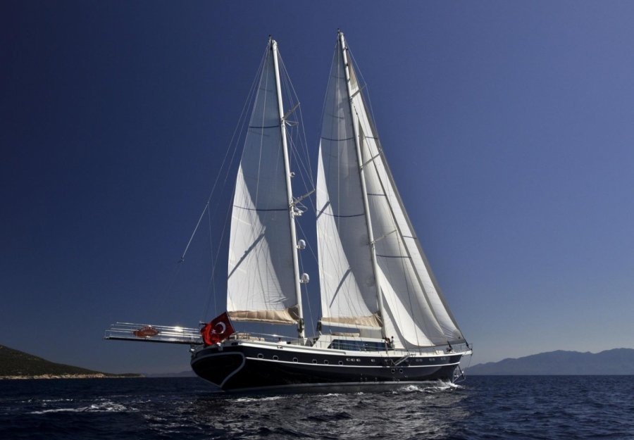 SALMAKIS KETCH - 4