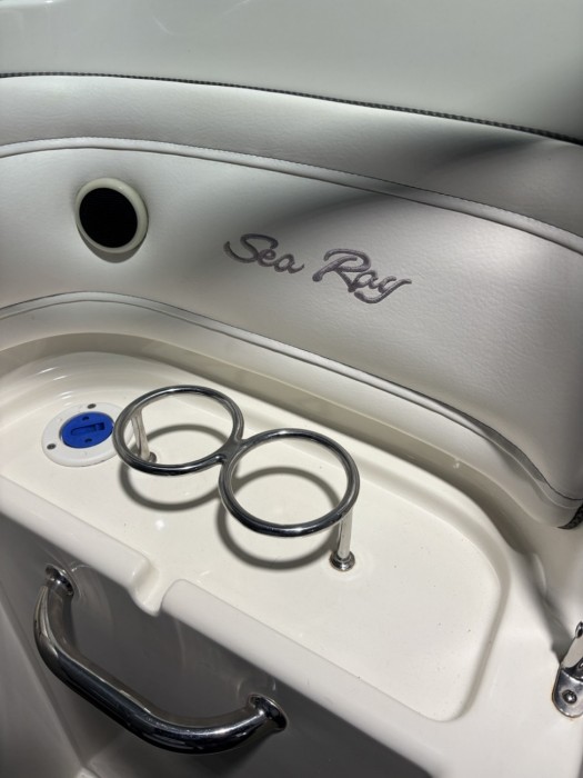 SEA RAY 220 SUNSPORT - 8