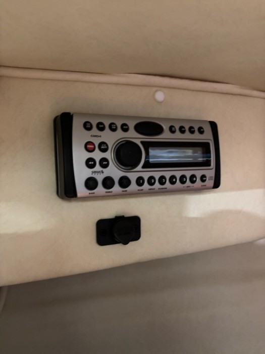 SEA RAY 220 SUNSPORT - 12