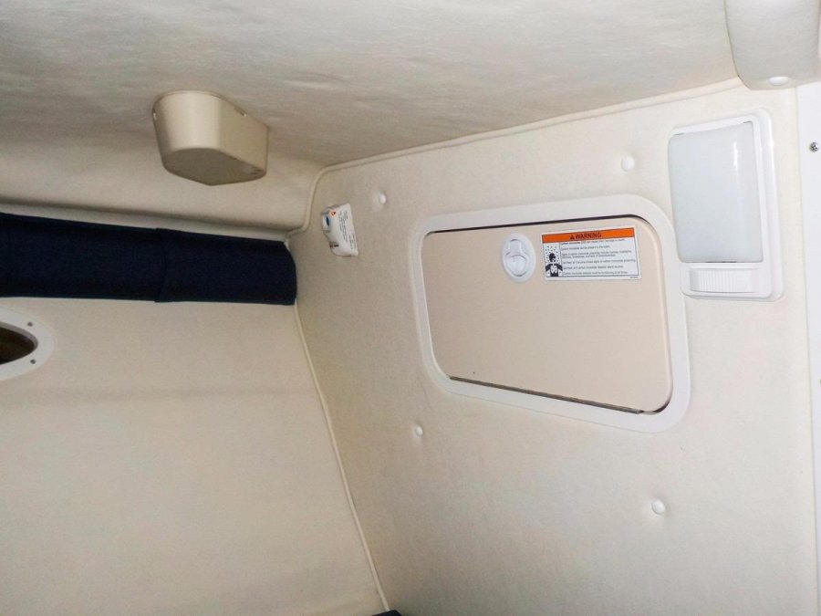 SEA RAY 240 SUNSPORT - 20