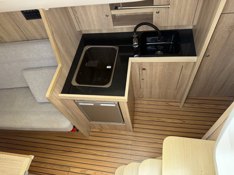 VIKO BOATS 30 S - 16