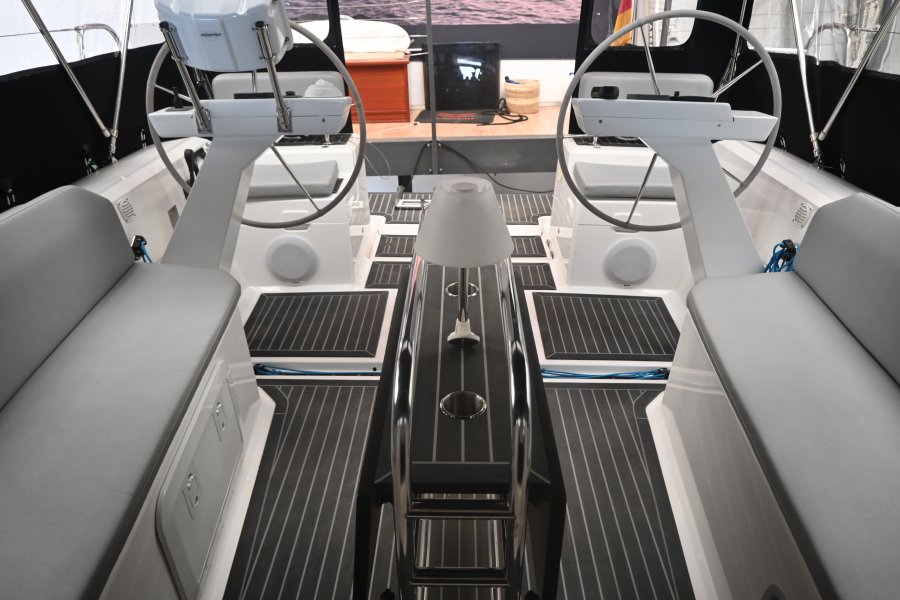 VIKO BOATS 35 S - 16