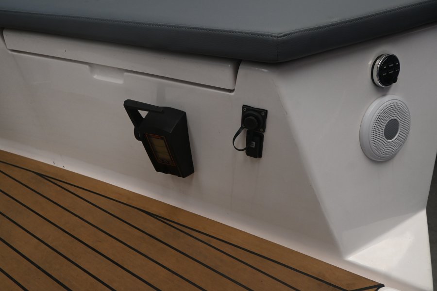 VIKO BOATS S26 - 9