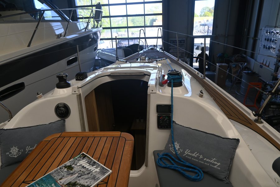 VIKO BOATS S26 - 10