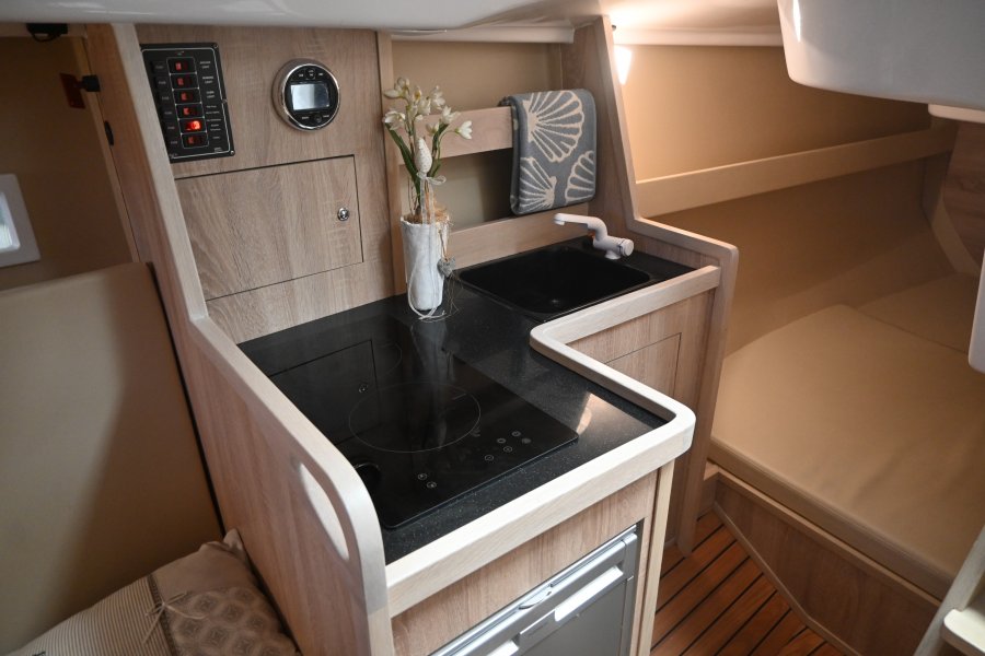 VIKO BOATS S26 - 12