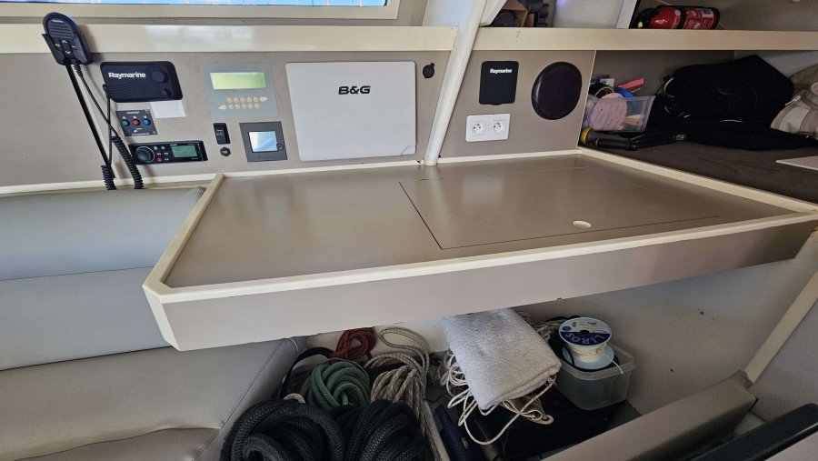 XL CATAMARANS 52.8 TS - 13