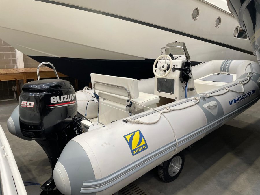 Zodiac Cherokee 500