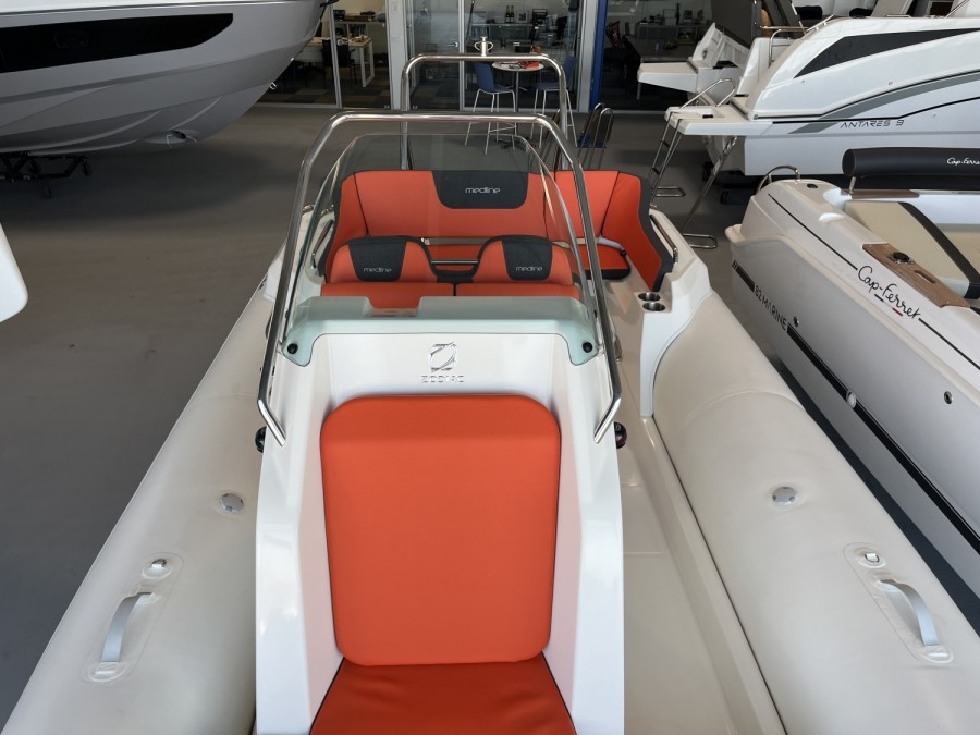 ZODIAC MEDLINE 6.8 NEO - 10